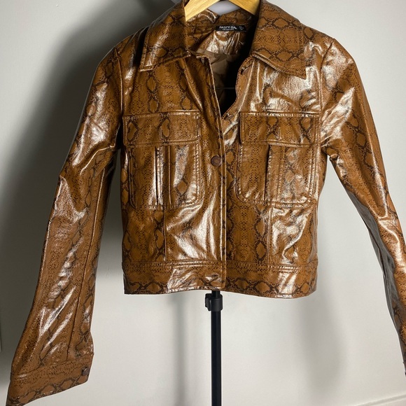 Crop Snake Jacket - Picture 1 of 1